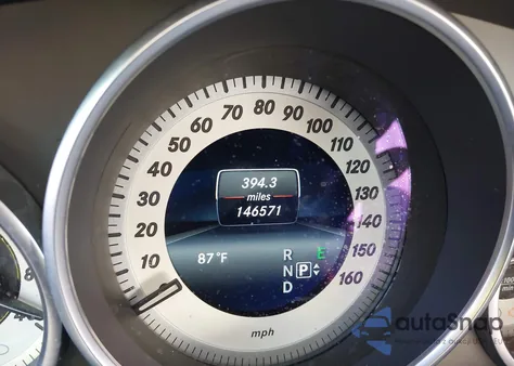 2014 Mercedes-Benz E 350 z USA, uszkodzony, nr VIN WDDHF5KB7EA904660